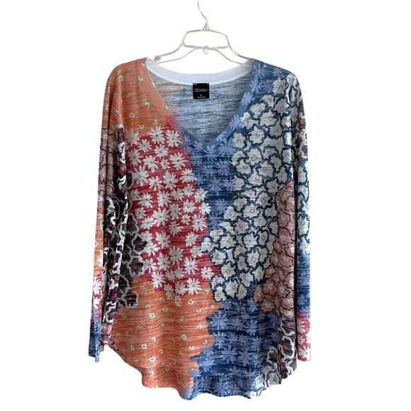 Inoah Tops - Inoah Long Sleeve Mixed Floral Print V-Neck Top